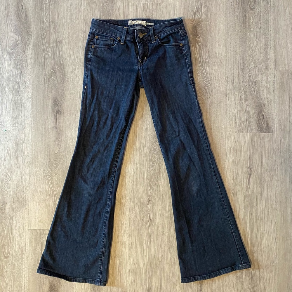 Low rise flare jeans